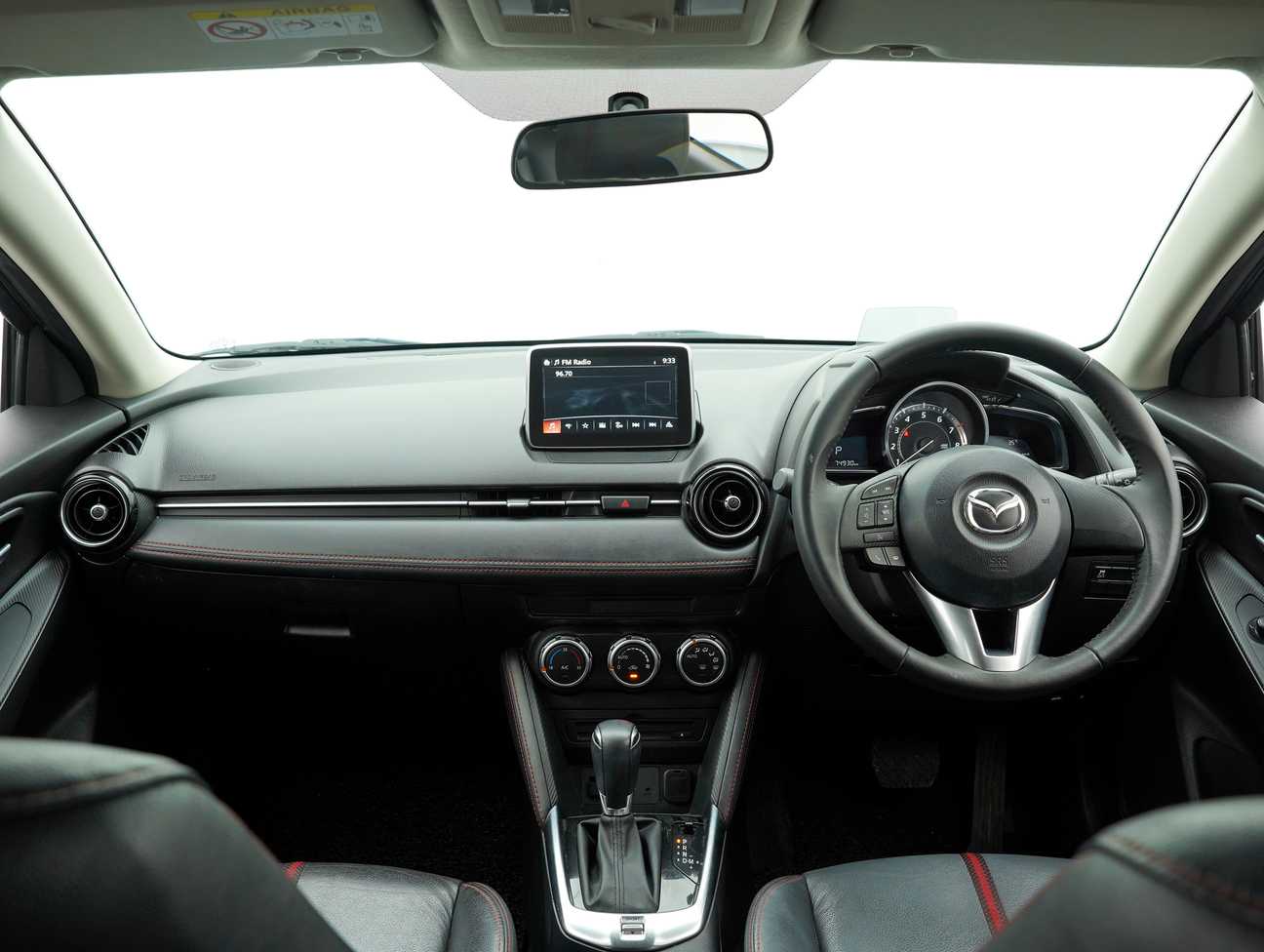 terpakai 2016 Mazda 2 SKYACTIV-G (LED Headlight with DRL) 1.5