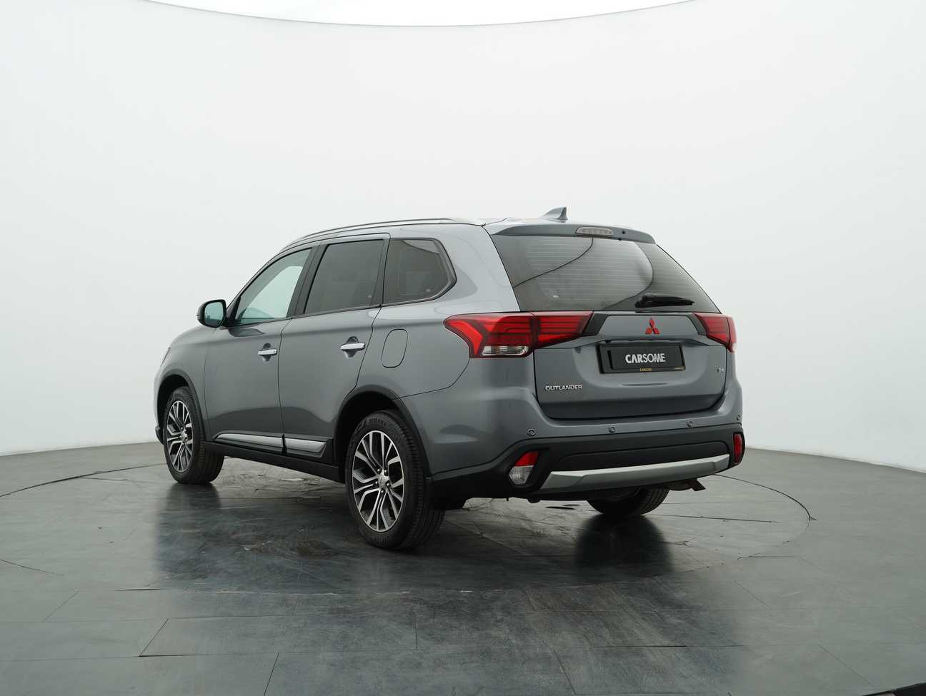 used 2016 Mitsubishi Outlander  2.4