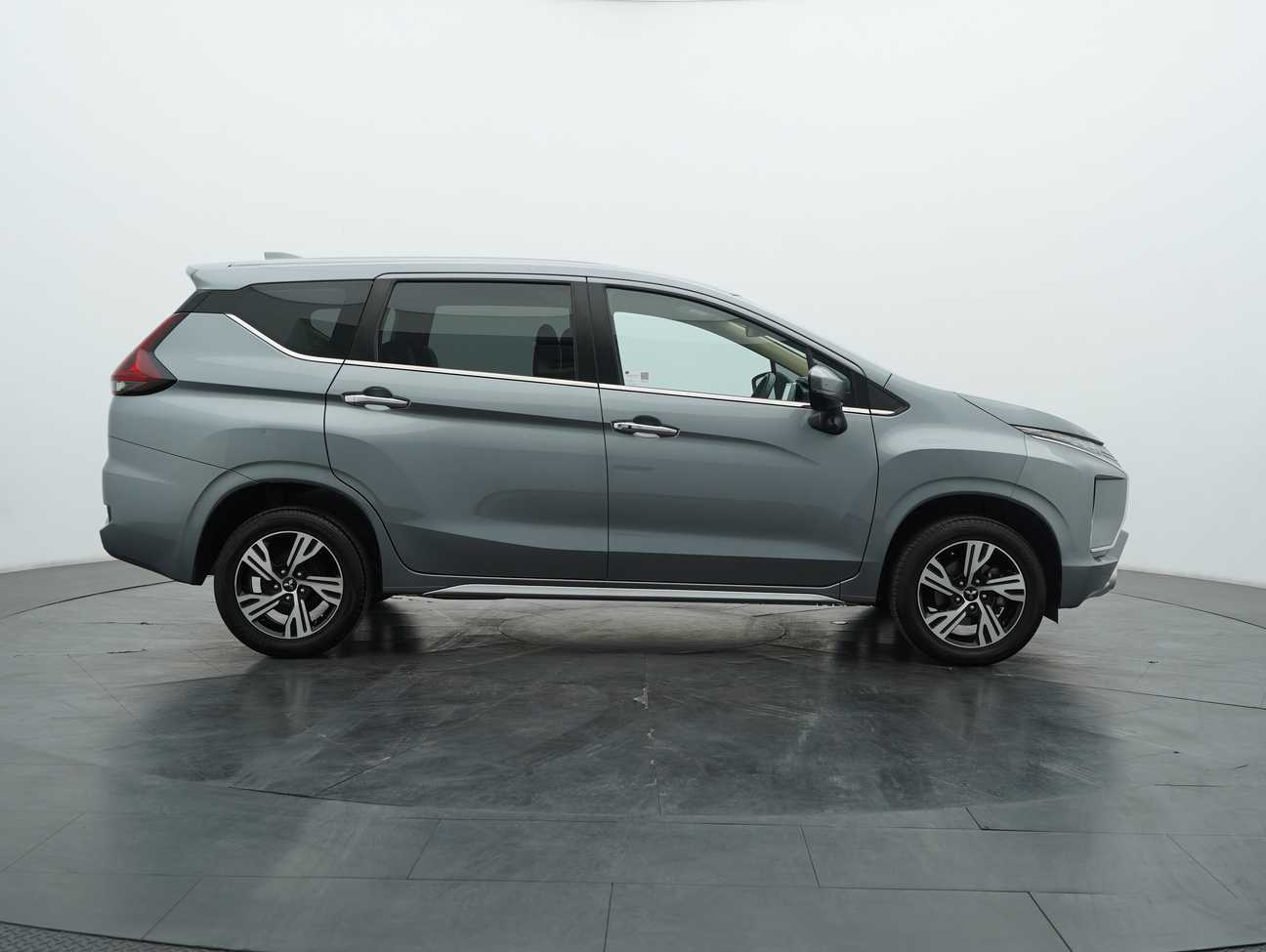 terpakai 2021 Mitsubishi Xpander  1.5