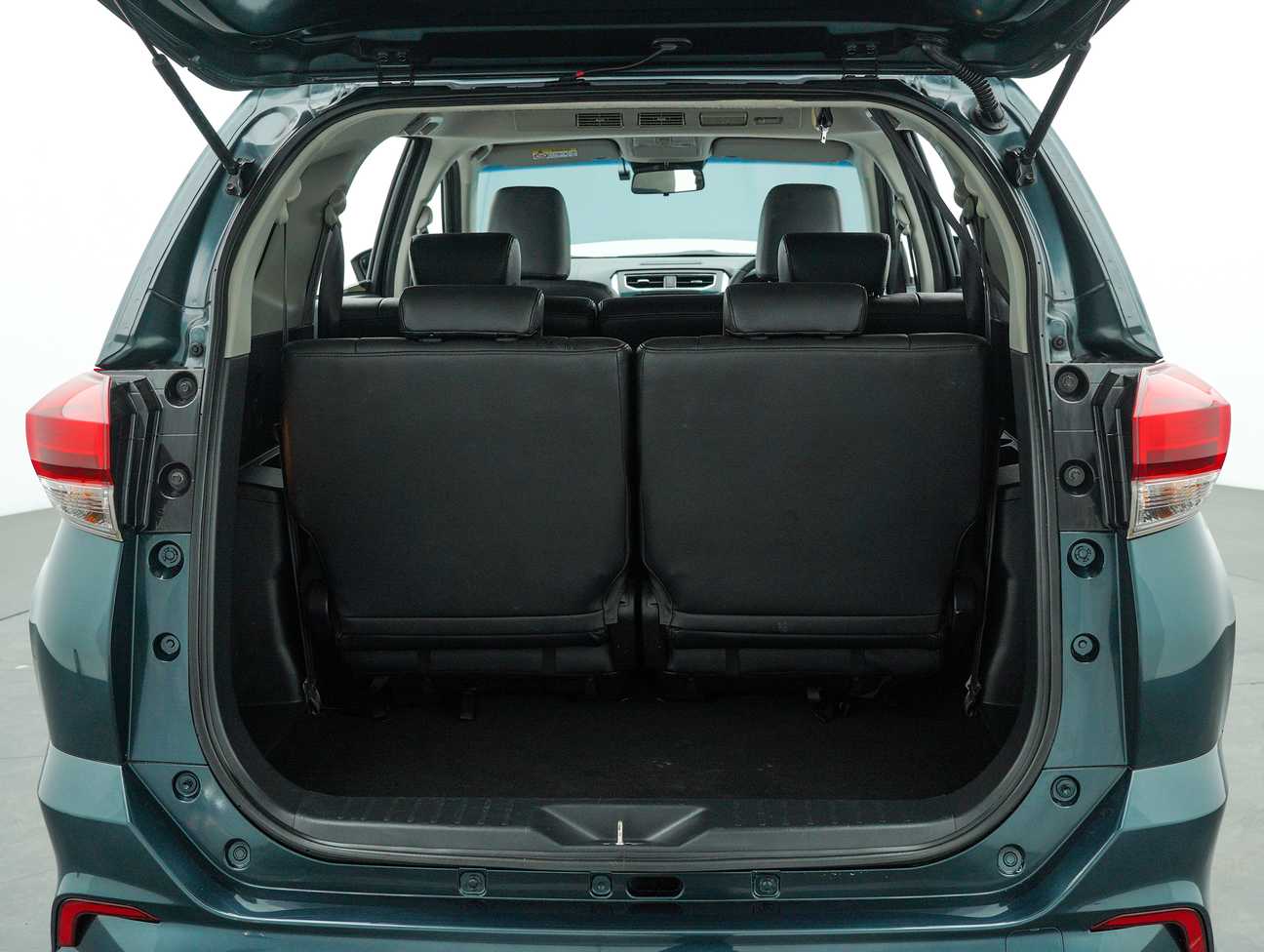 used 2020 Perodua Aruz AV 1.5