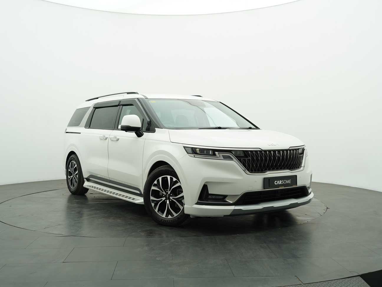 terpakai 2022 Kia Carnival  2.2