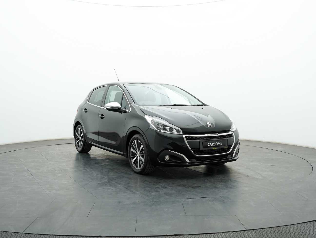 terpakai 2017 Peugeot 208 PureTech 1.2
