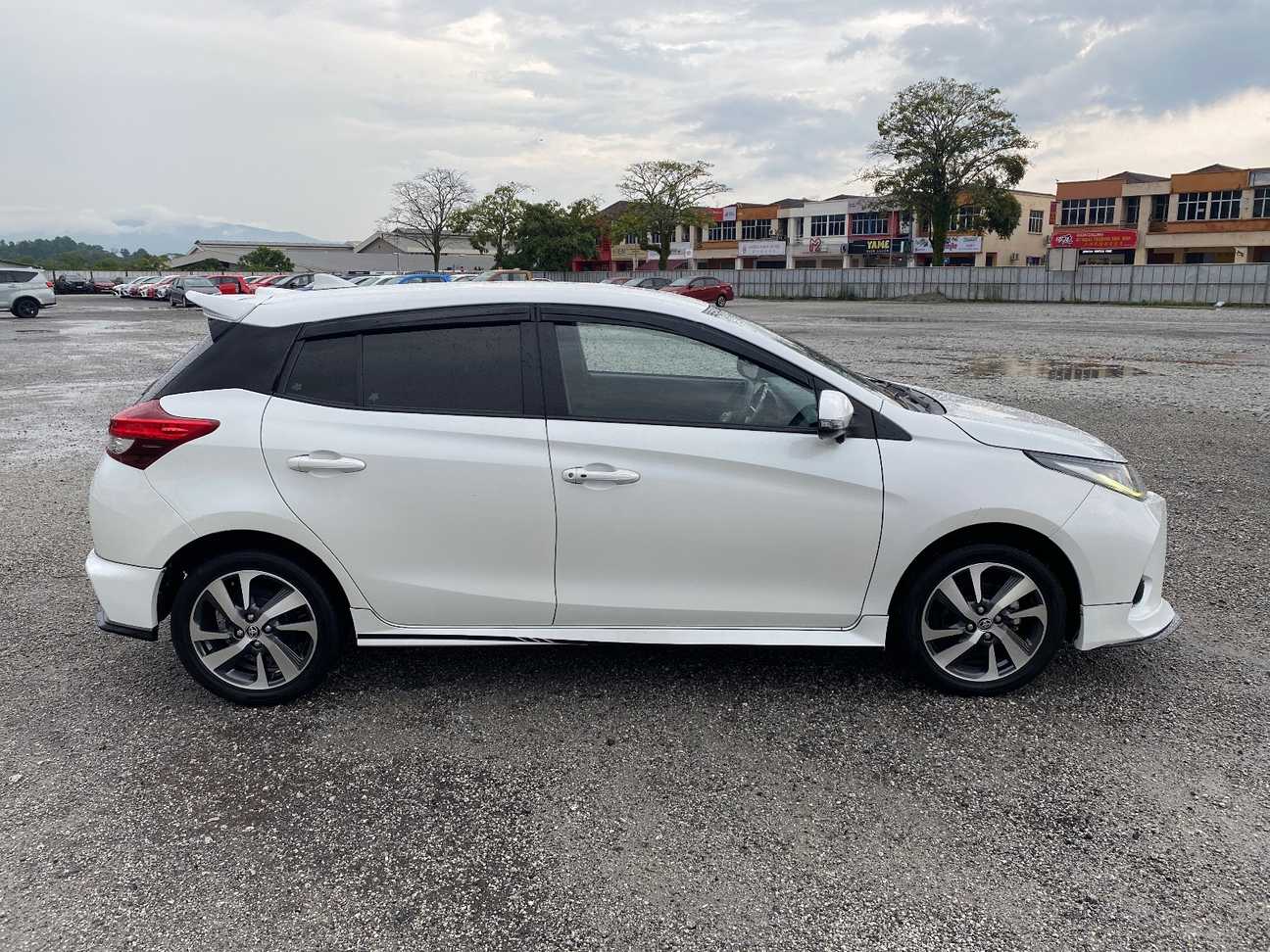 terpakai 2022 Toyota Yaris E 1.5