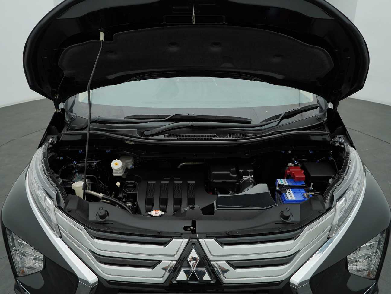 used 2023 Mitsubishi Xpander  1.5