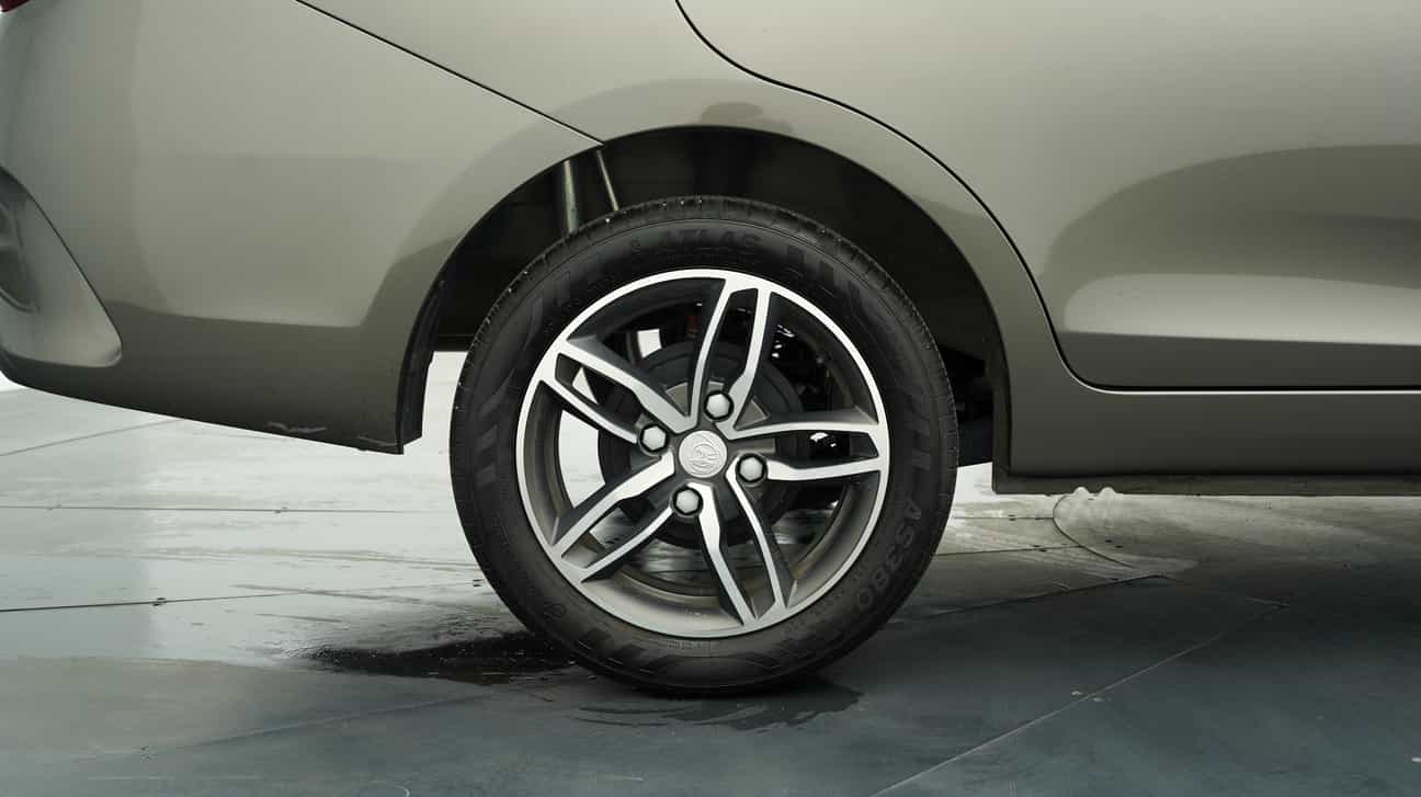 used 2021 Proton SAGA PREMIUM 1.3