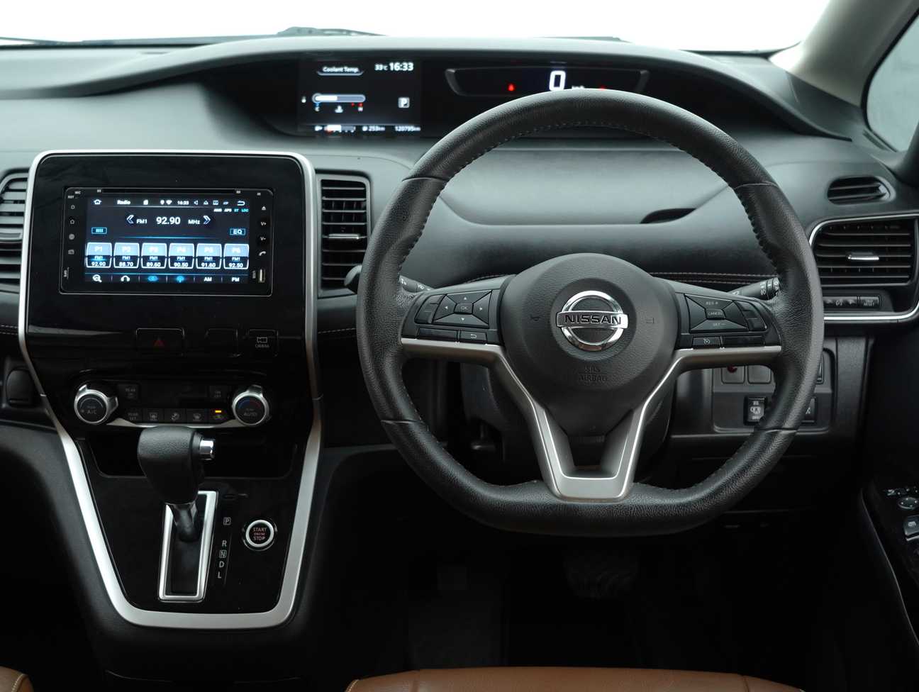 terpakai 2018 Nissan Serena S-Hybrid High-Way Star Premium 2.0