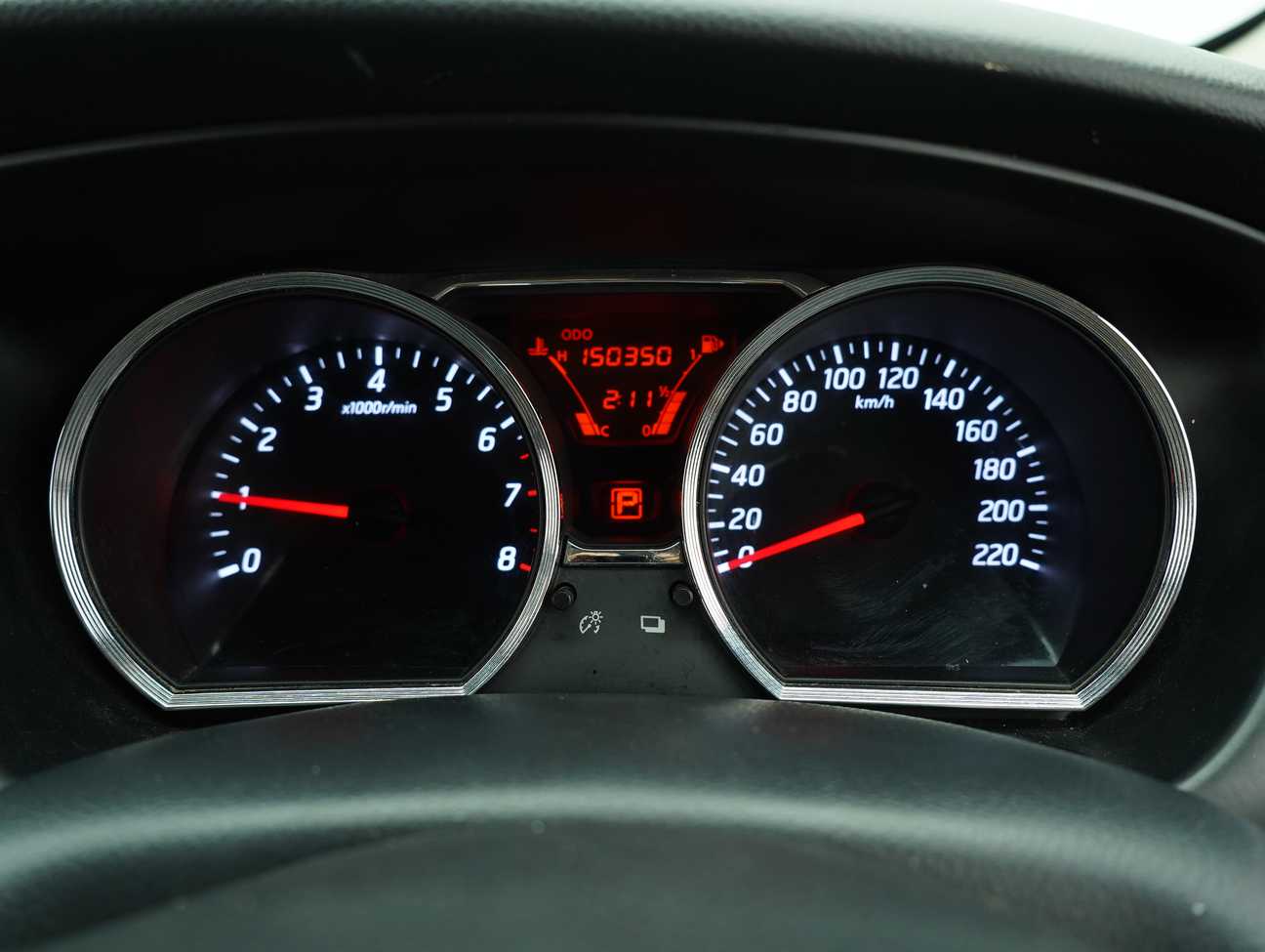 terpakai 2014 Nissan Grand Livina Comfort 1.6