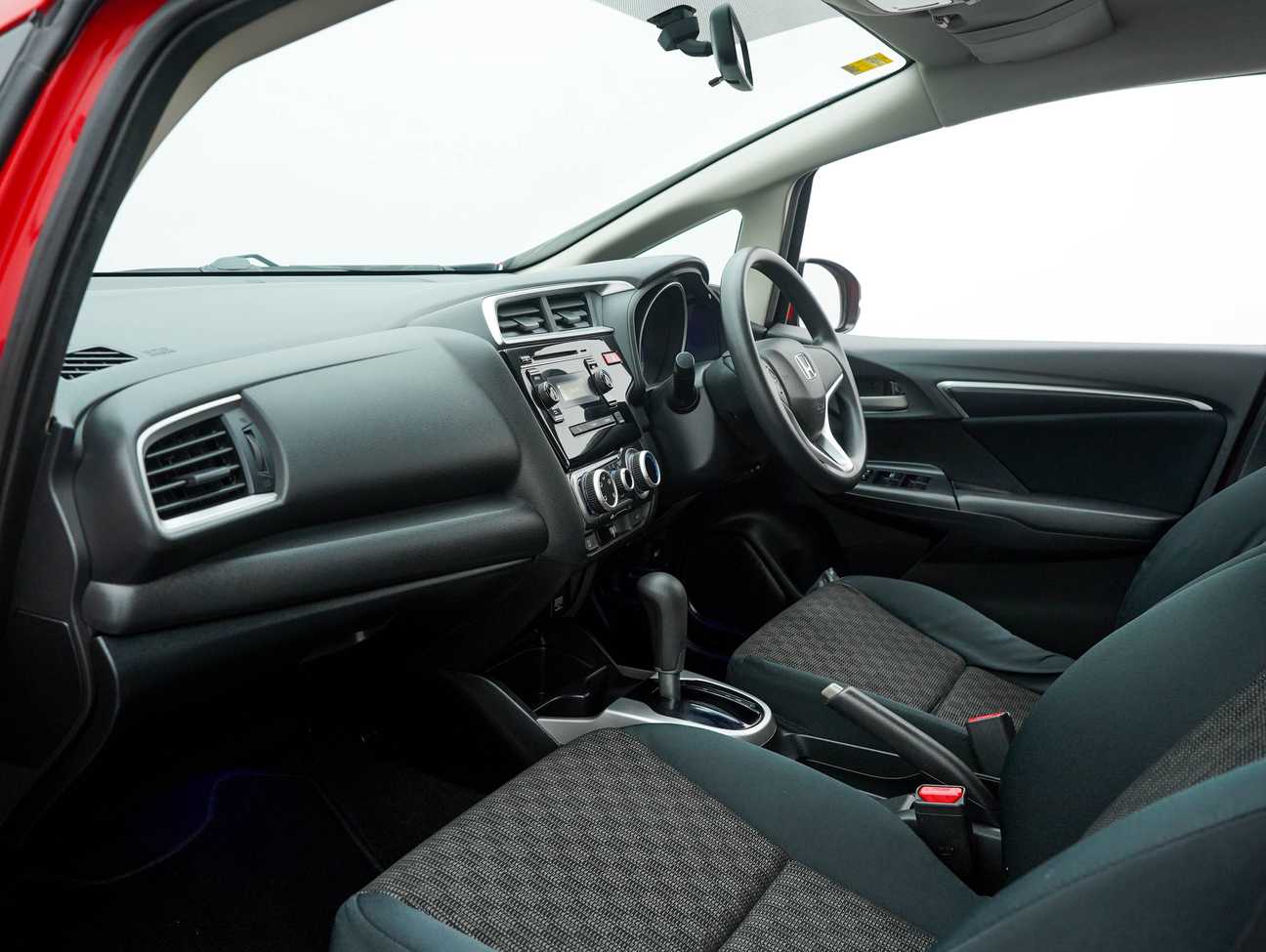 used 2016 Honda Jazz E 1.5