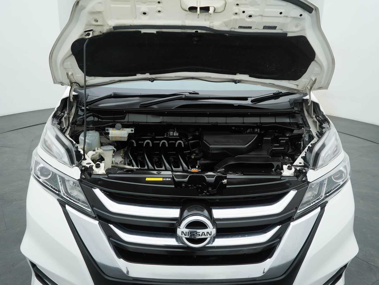 used 2018 Nissan Serena S-Hybrid High-Way Star Premium 2.0