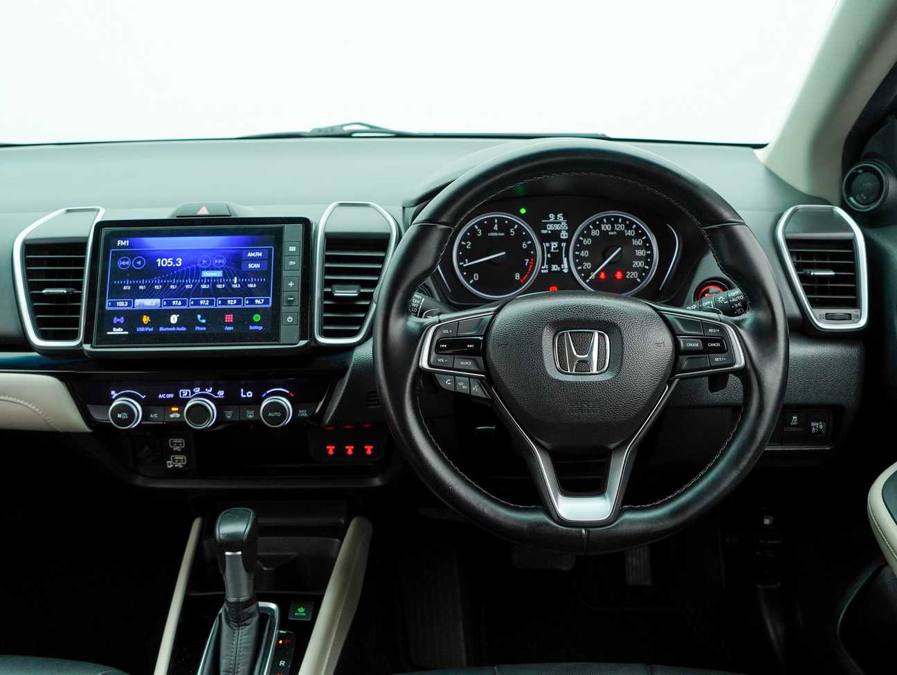 terpakai 2023 Honda City V 1.5