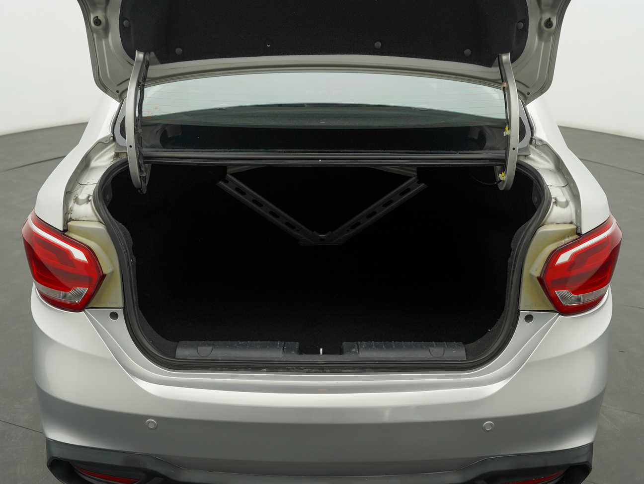 used 2016 Proton Persona Standard 1.6