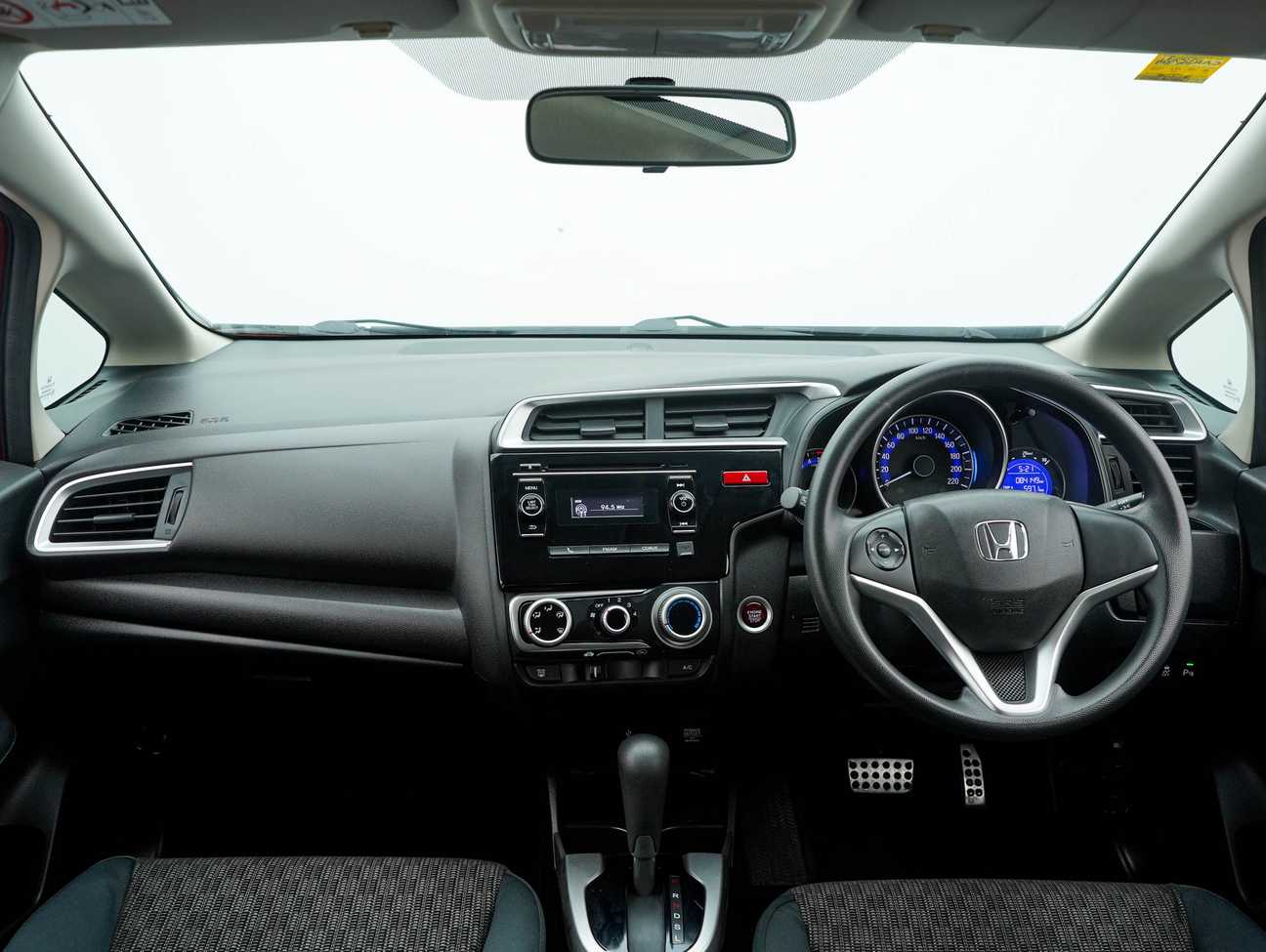 used 2016 Honda Jazz E 1.5