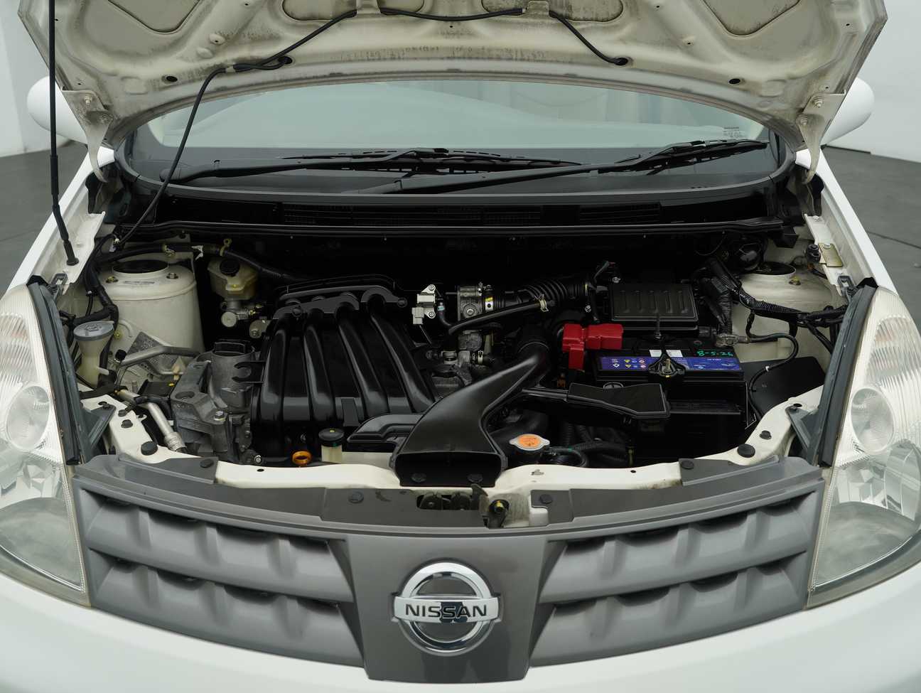 used 2010 Nissan Grand Livina Luxury 1.6