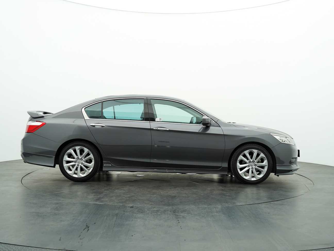 terpakai 2014 Honda Accord VTi-L 2.4