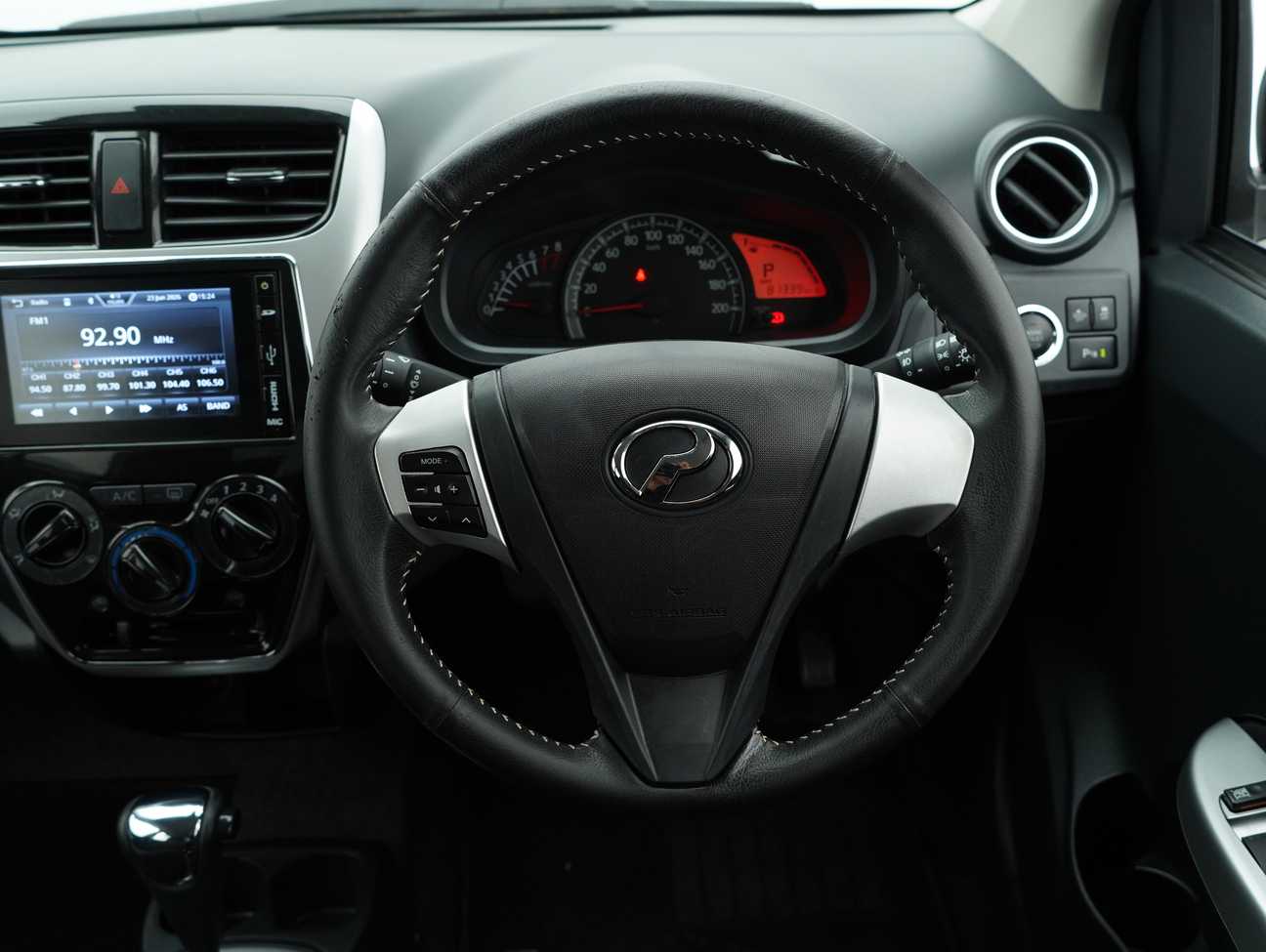 terpakai 2022 Perodua AXIA Advance 1.0