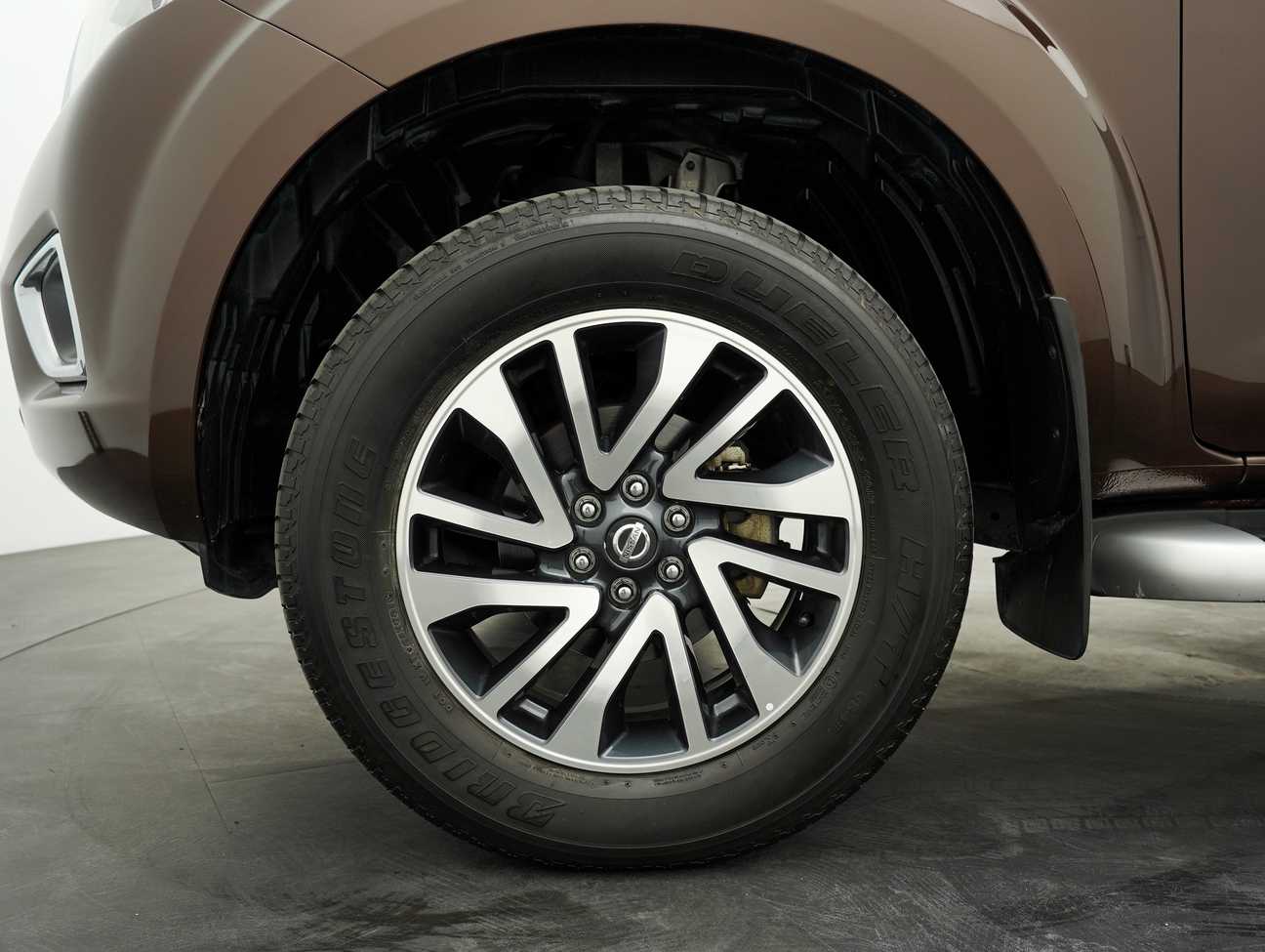 used 2017 Nissan NAVARA NP300 VL 4WD 2.5