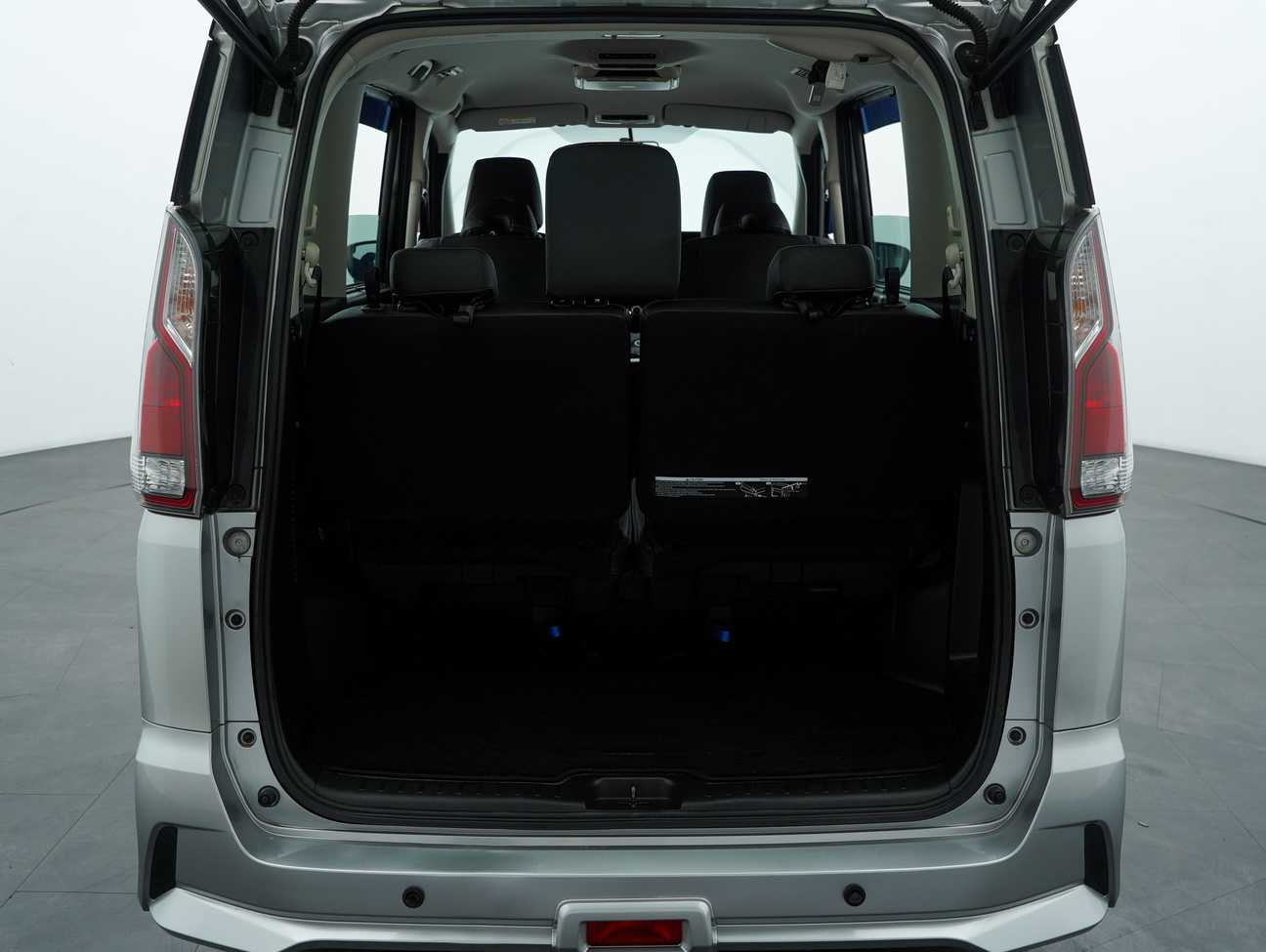 terpakai 2020 Nissan Serena S-Hybrid High-Way Star Premium 2.0