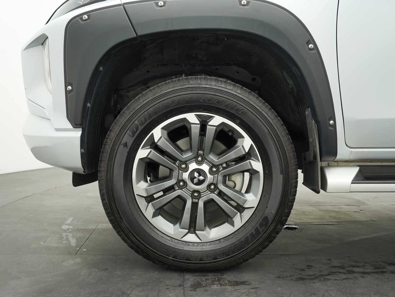 used 2021 Mitsubishi Triton VGT Premium Updated Spec Dual Cab 4X4 2.4