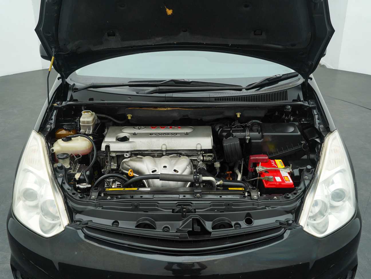 terpakai 2006 Toyota Wish  2.0