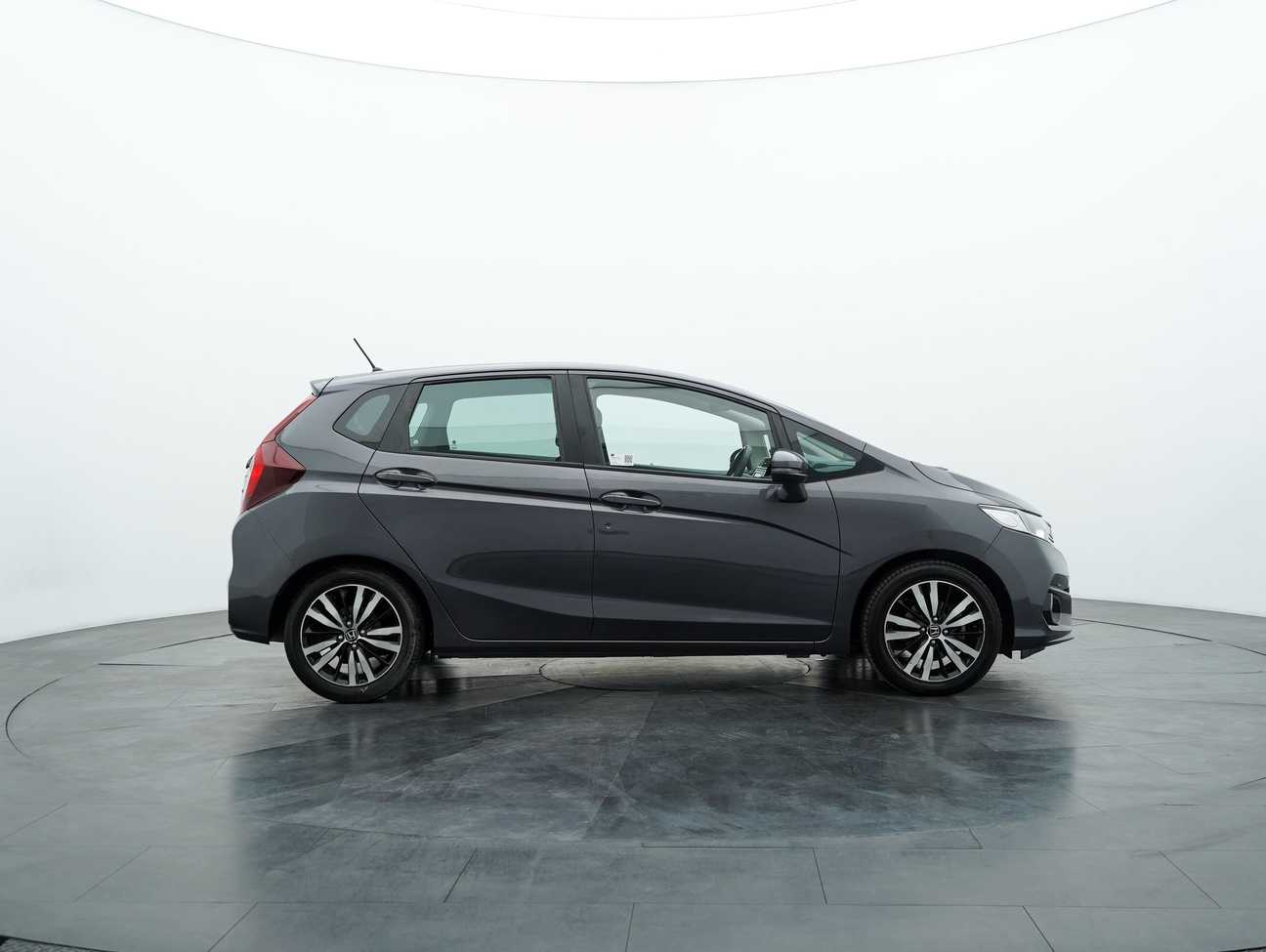 used 2018 Honda Jazz V 1.5