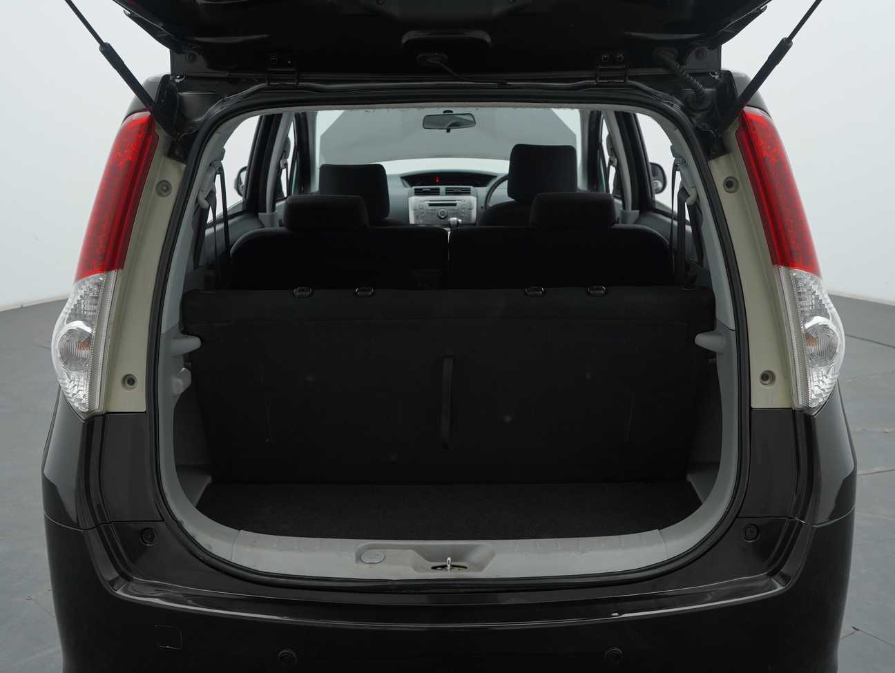 terpakai 2011 Perodua Alza EZi 1.5