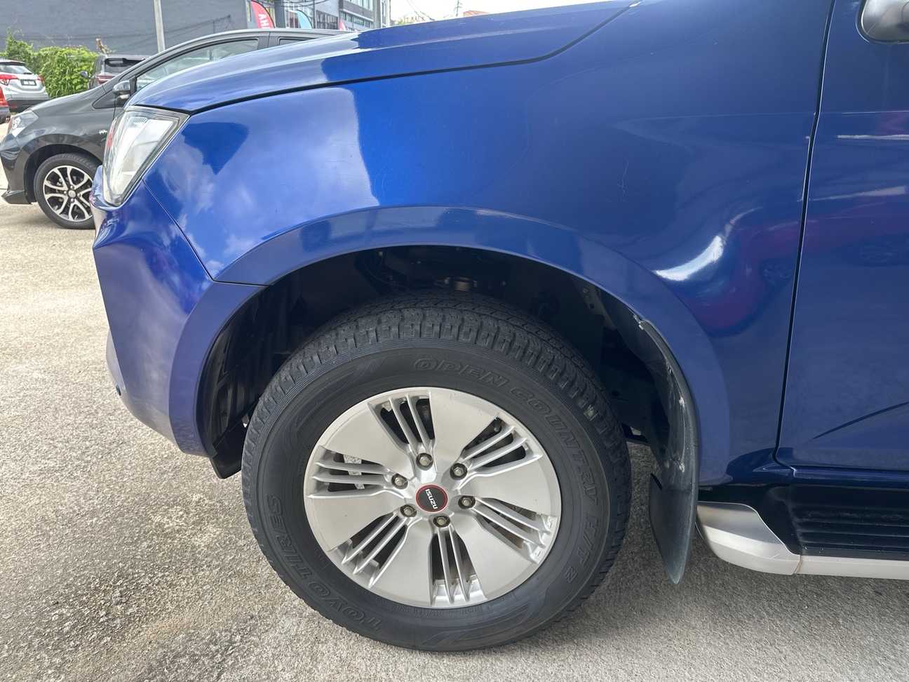 terpakai 2021 Isuzu D-Max Premium Dual Cab 1.9