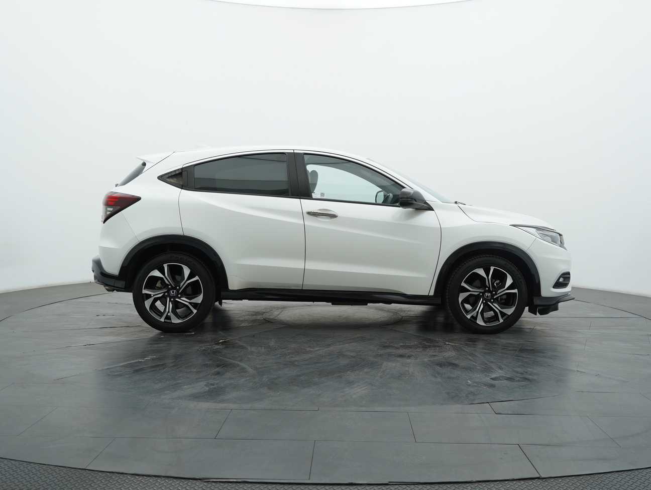 terpakai 2019 Honda HR-V RS 1.8