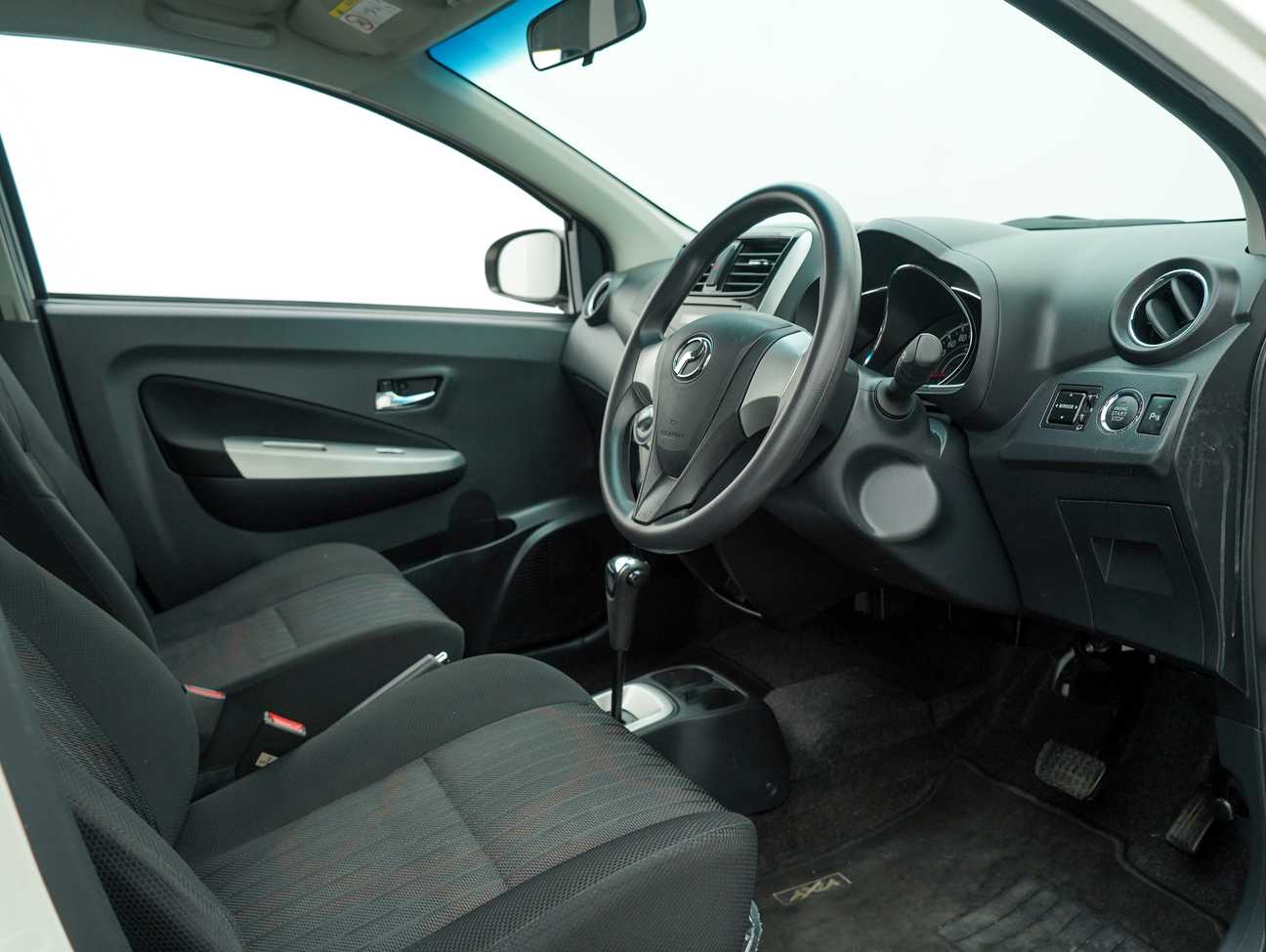 terpakai 2017 Perodua AXIA SE 1.0
