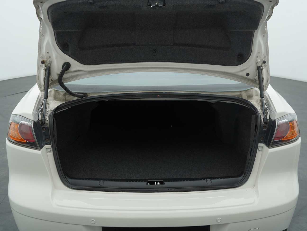 terpakai 2011 Proton Inspira Executive 1.8