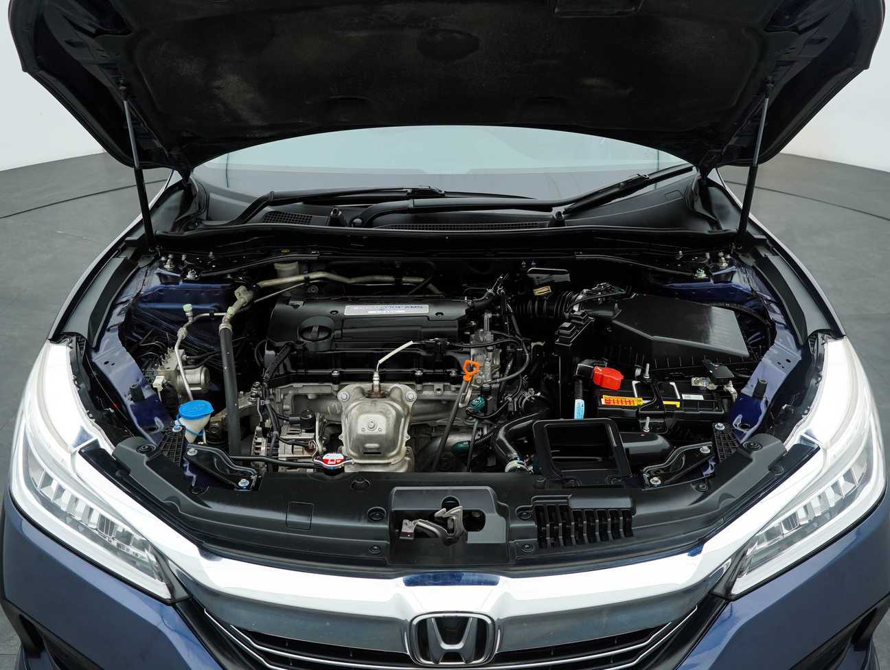 used 2017 Honda Accord VTi-L 2.4