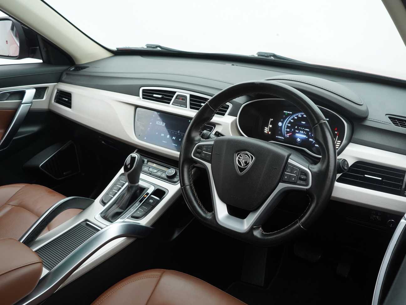 used 2019 Proton X70 Premium 1.8