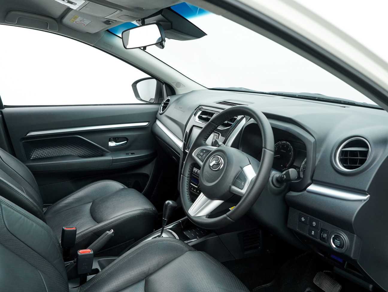 terpakai 2020 Perodua Aruz AV 1.5