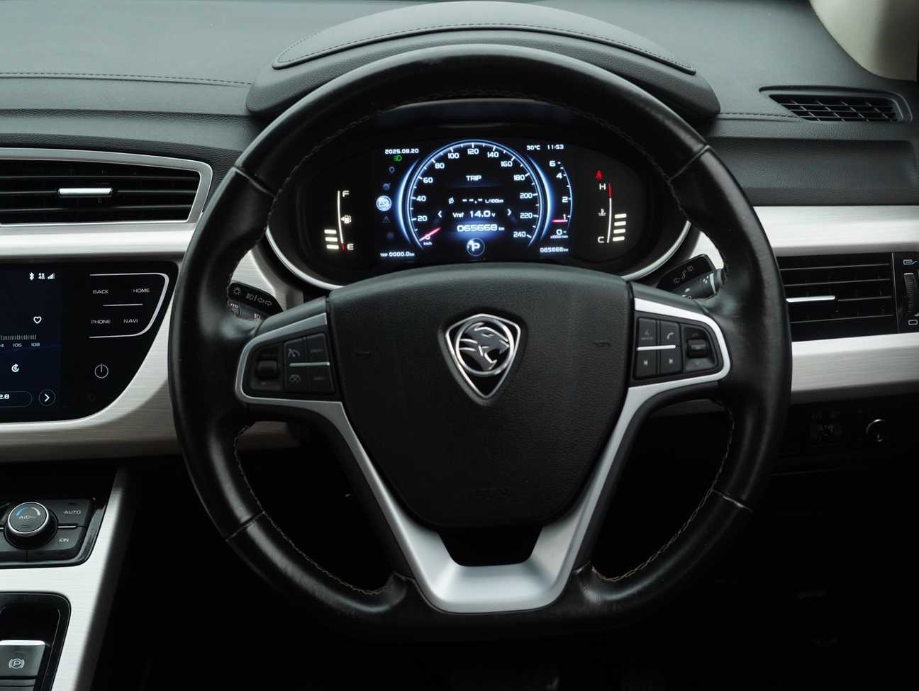 used 2019 Proton X70 Premium 1.8