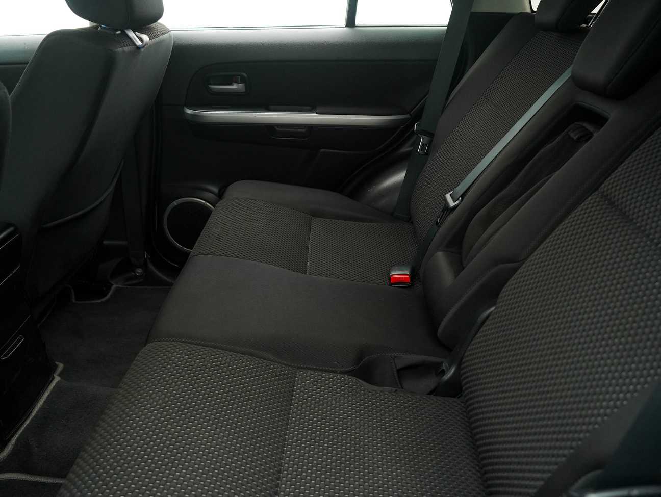 used 2010 Suzuki Grand Vitara  2.0