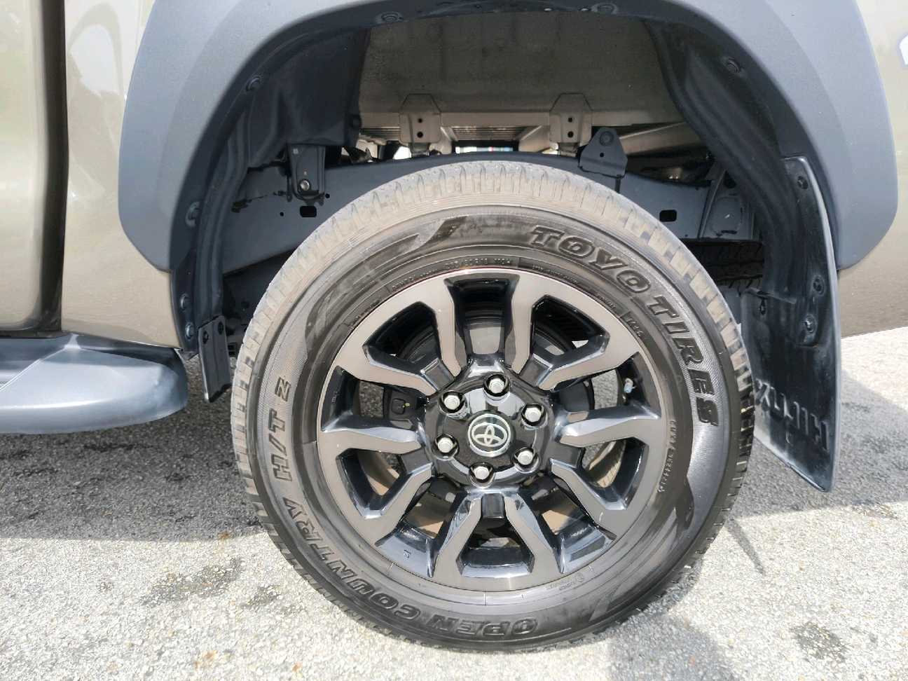 terpakai 2021 Toyota Hilux Rogue Dual Cab 2.8