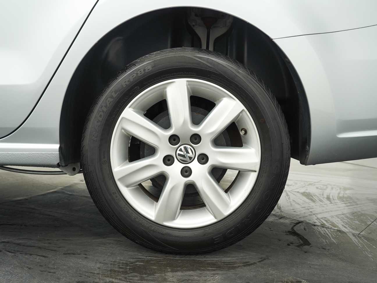 terpakai 2015 Volkswagen Polo  1.6