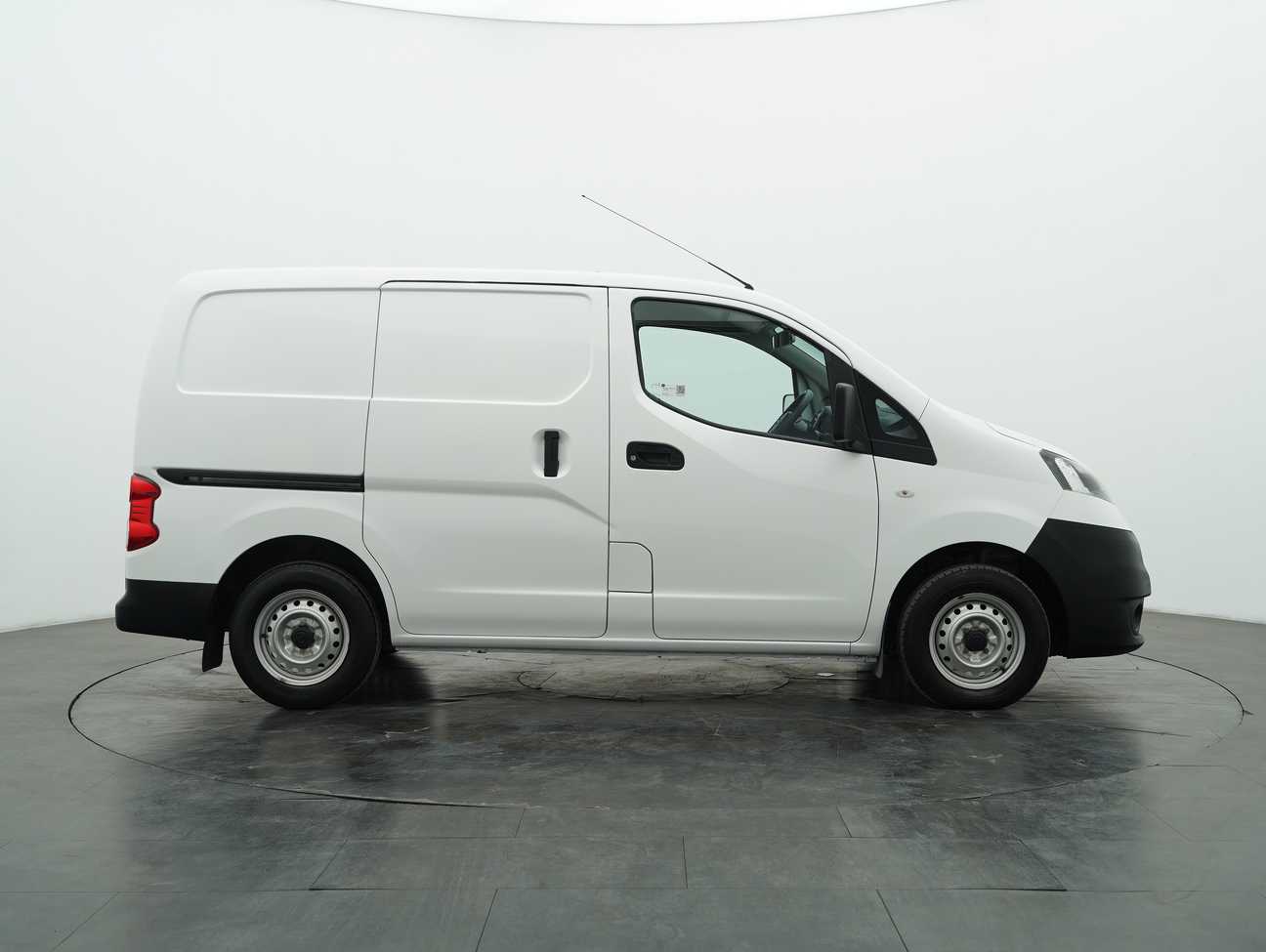 used 2022 Nissan NV200 Panel 1.6