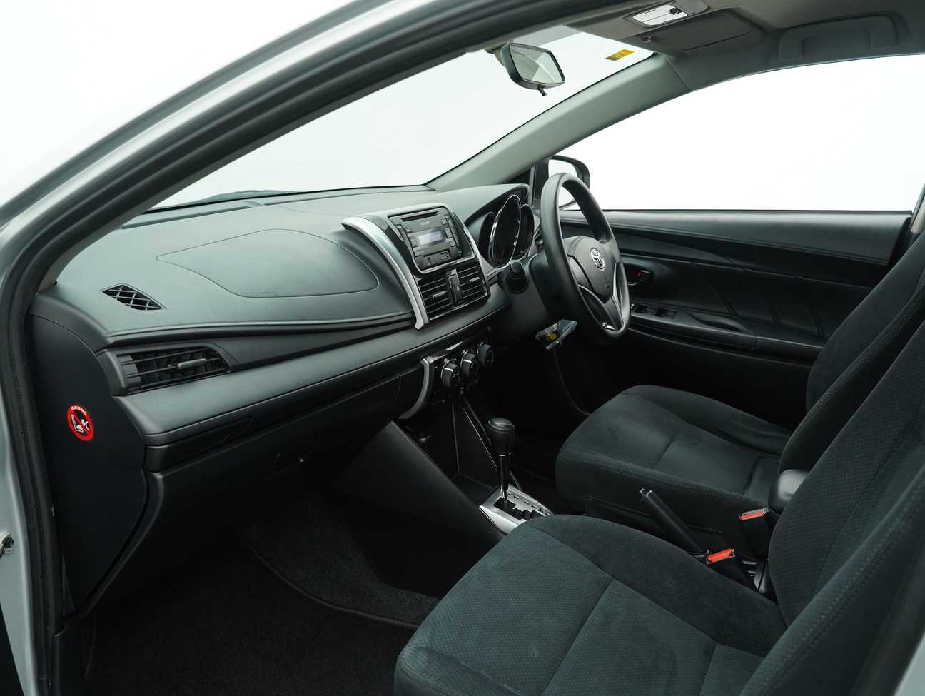 terpakai 2014 Toyota Vios J 1.5