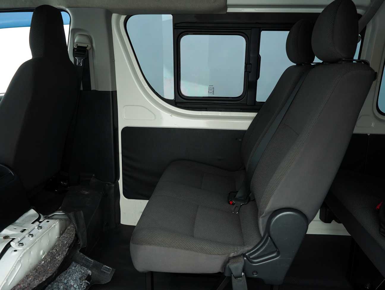 used 2015 Toyota Hiace Window Van 2.7