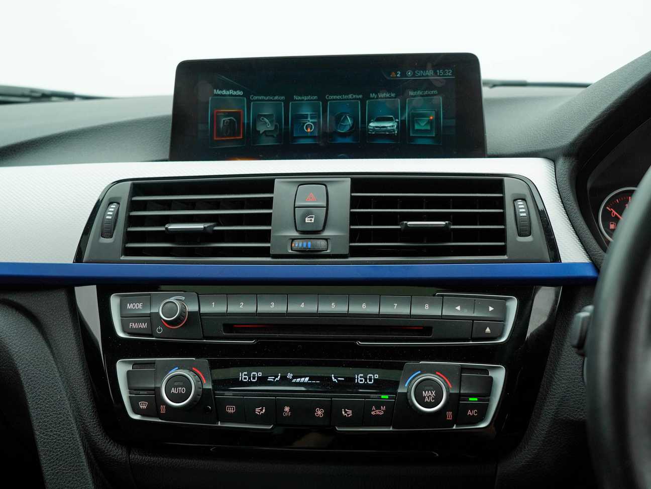 used 2017 BMW 330e M Sport 2.0