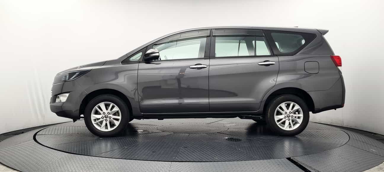 used 2017 Toyota INNOVA G 2.0