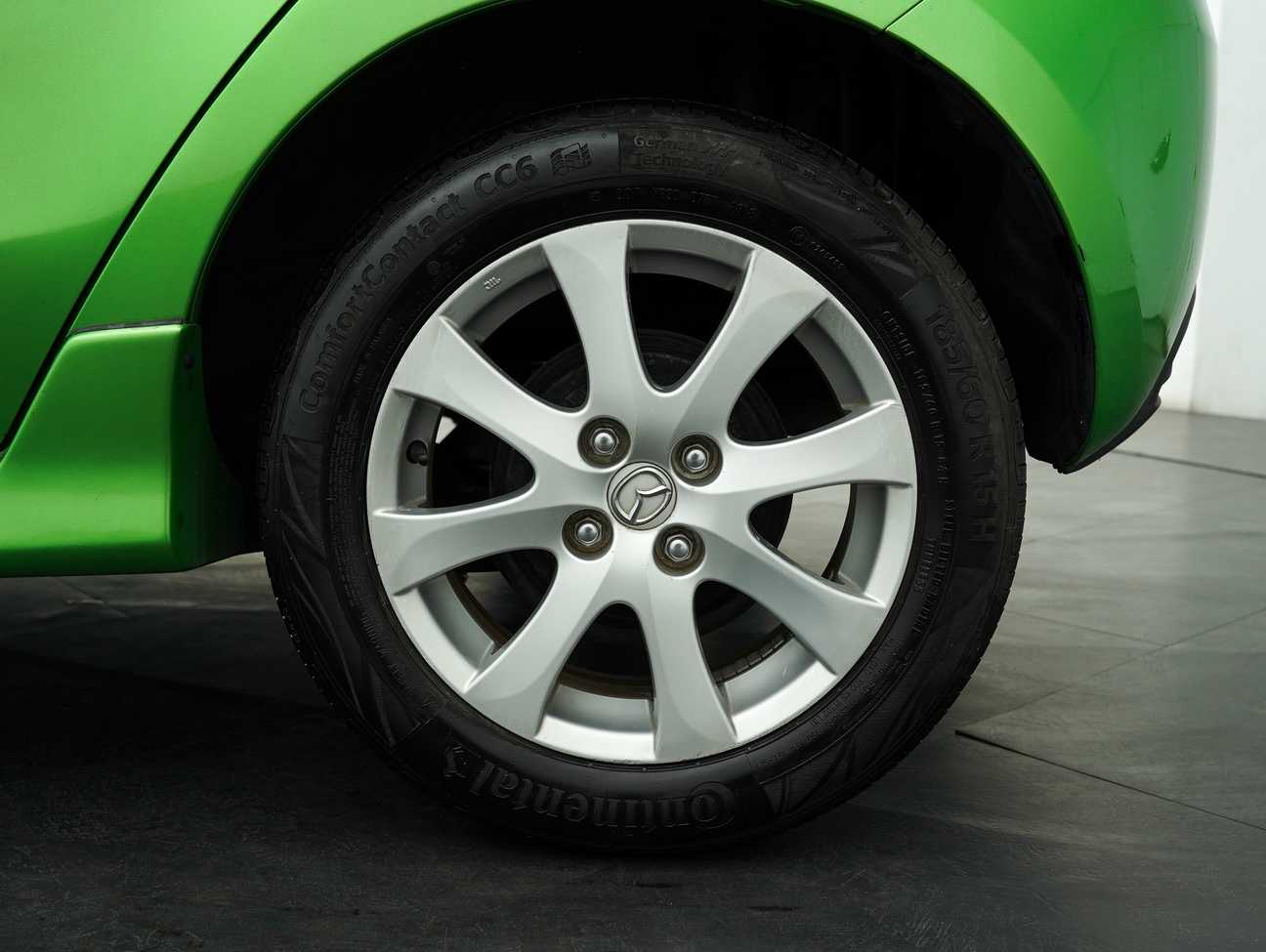 used 2012 Mazda 2 V 1.5