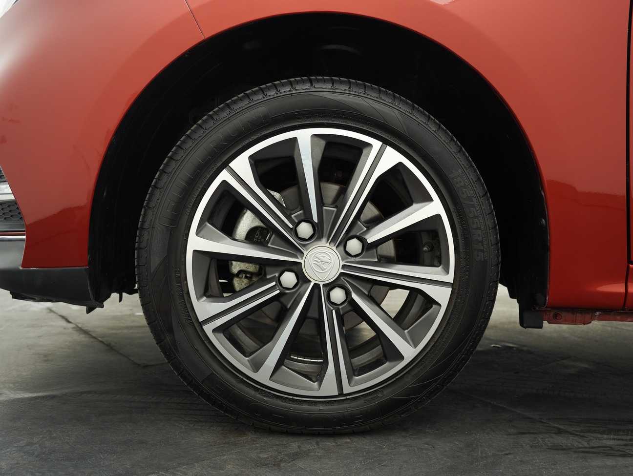 terpakai 2019 Proton Iriz Premium 1.6