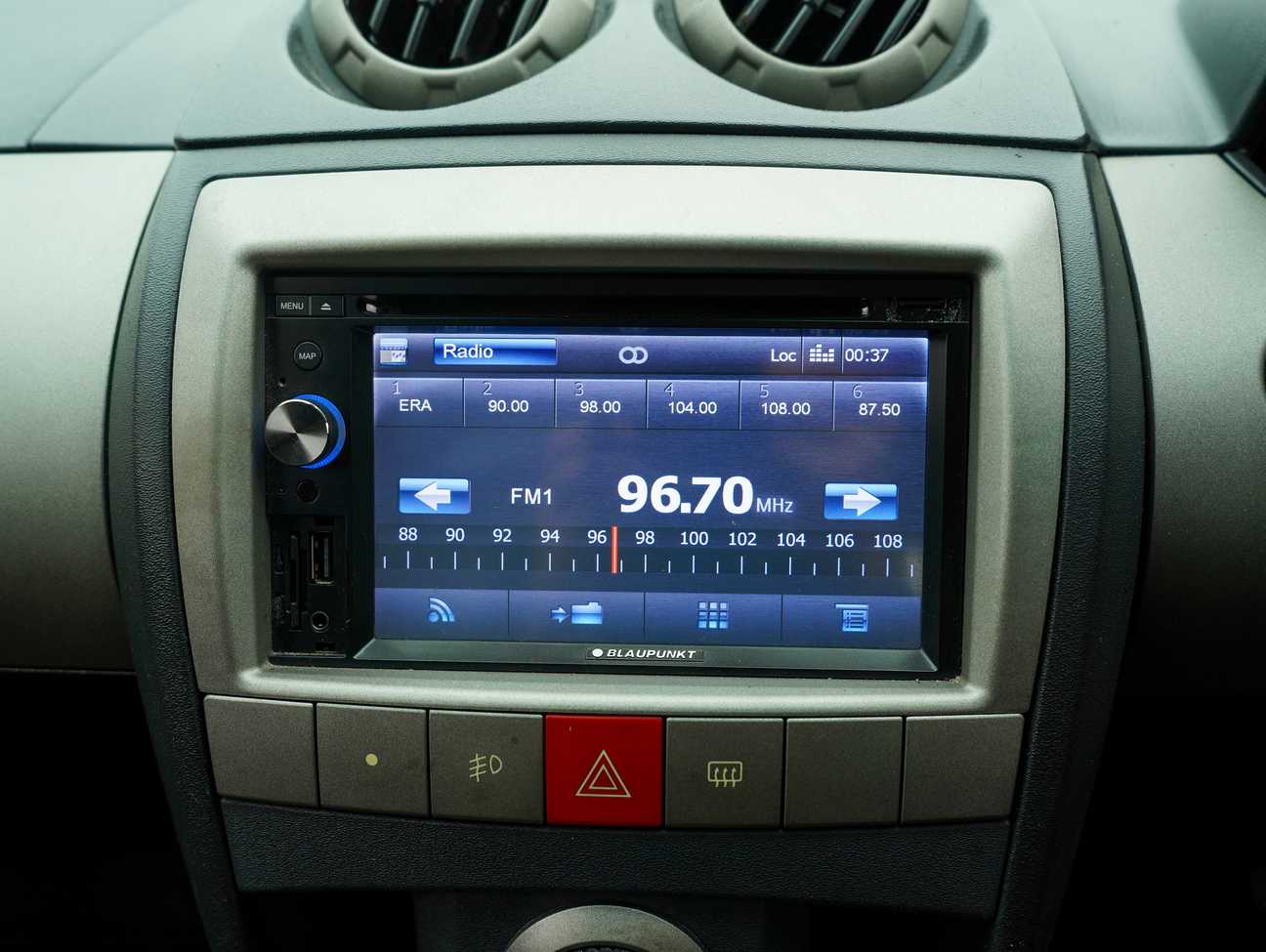 terpakai 2014 Proton Satria Neo R3 Executive 1.6