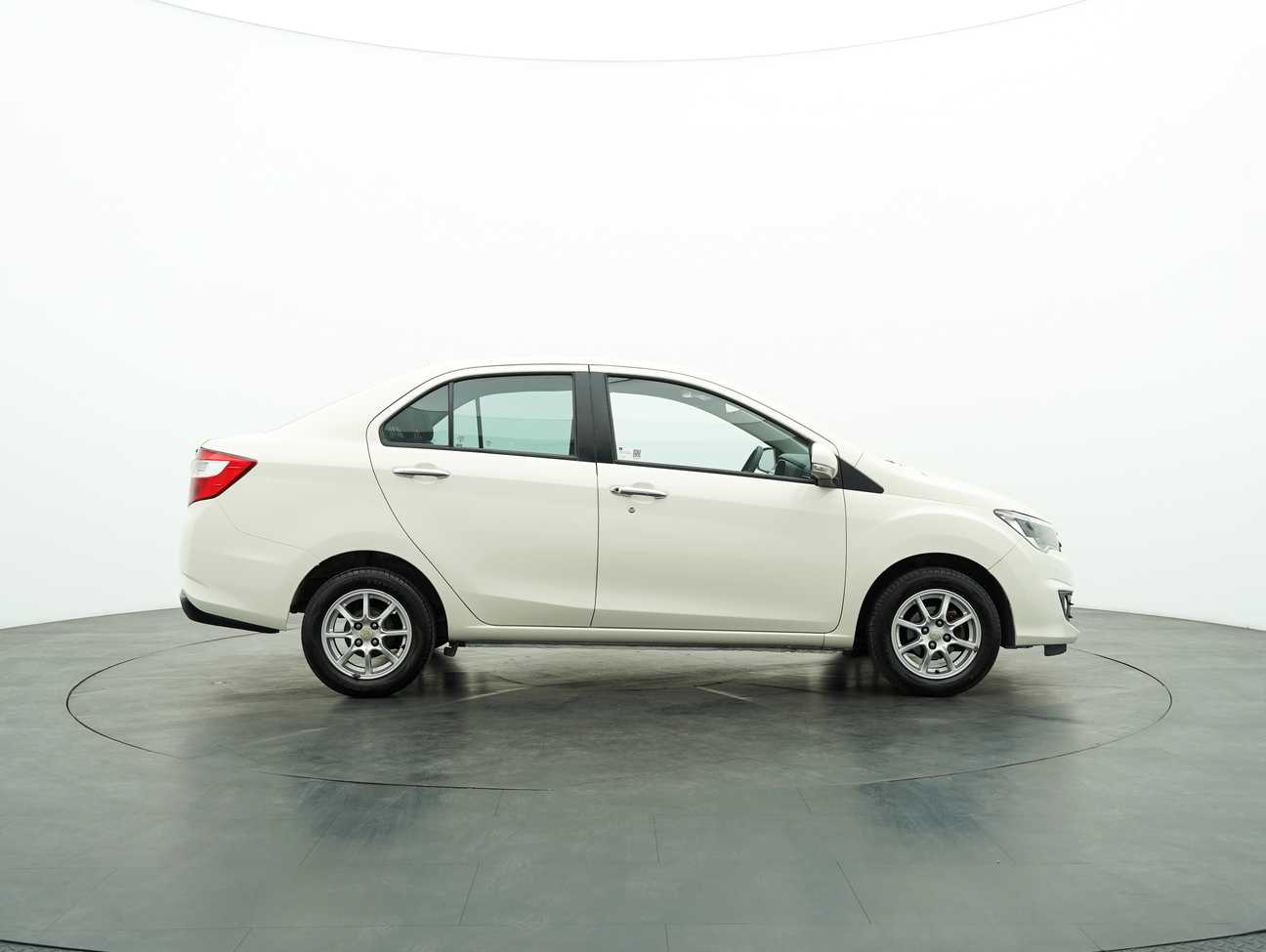 terpakai 2019 Perodua Bezza X Premium 1.3