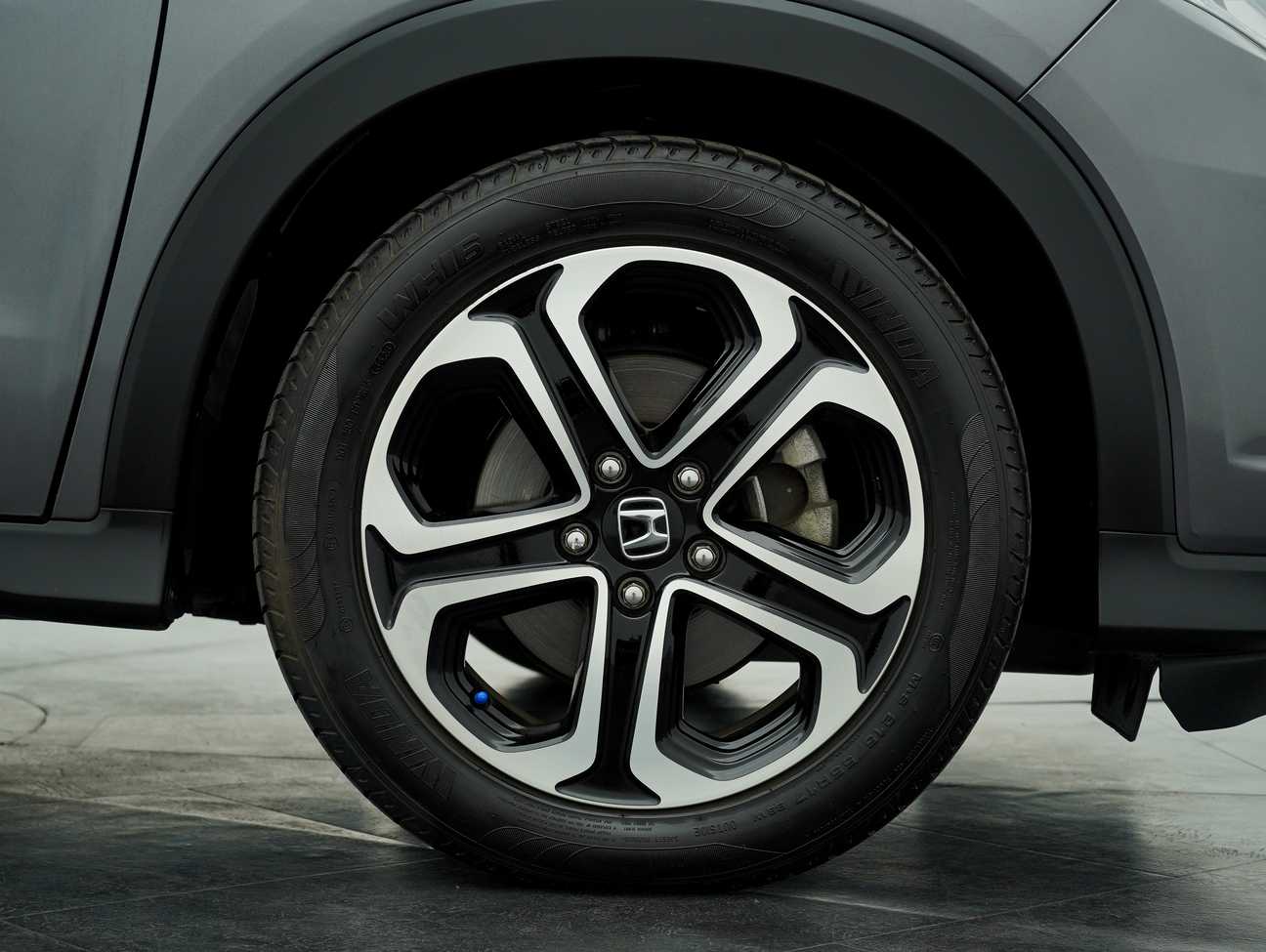 terpakai 2018 Honda HR-V i-VTEC V 1.8