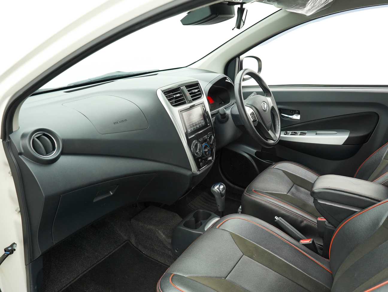 terpakai 2019 Perodua AXIA Advance 1.0