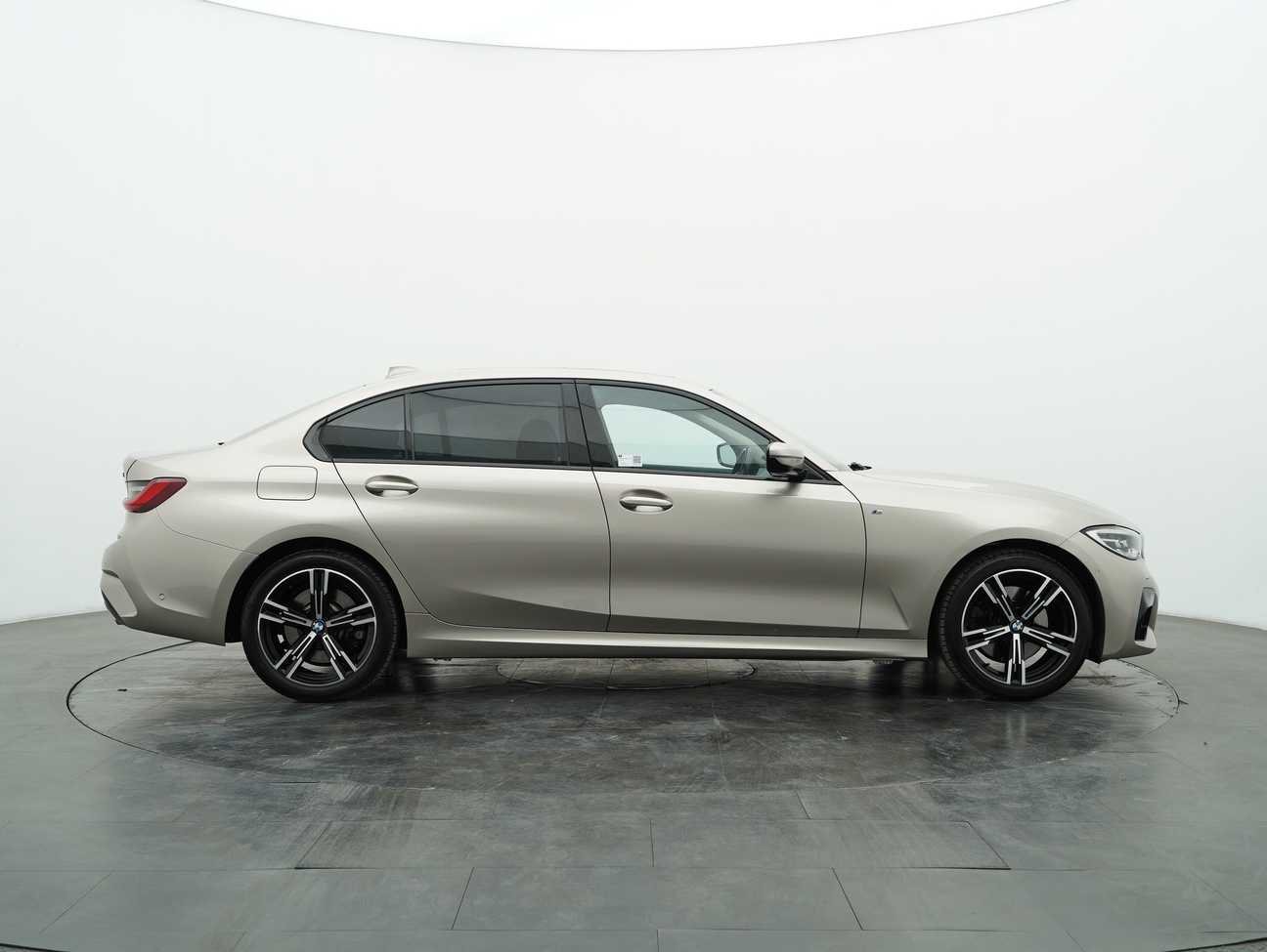 used 2022 BMW 330Li M Sport 2.0
