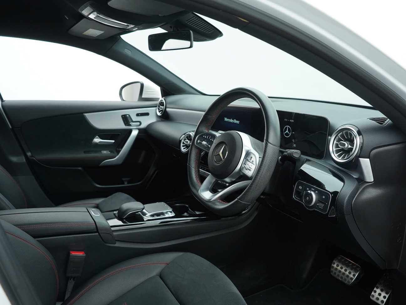 terpakai 2019 Mercedes-Benz A250 AMG Line 2.0