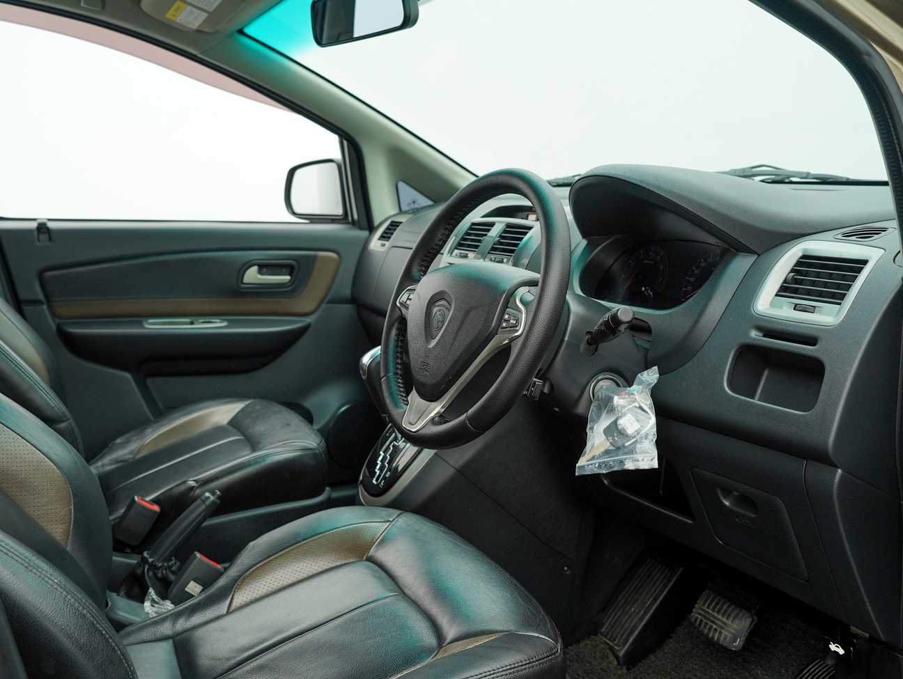 used 2012 Proton Exora Bold CFE Premium 1.6